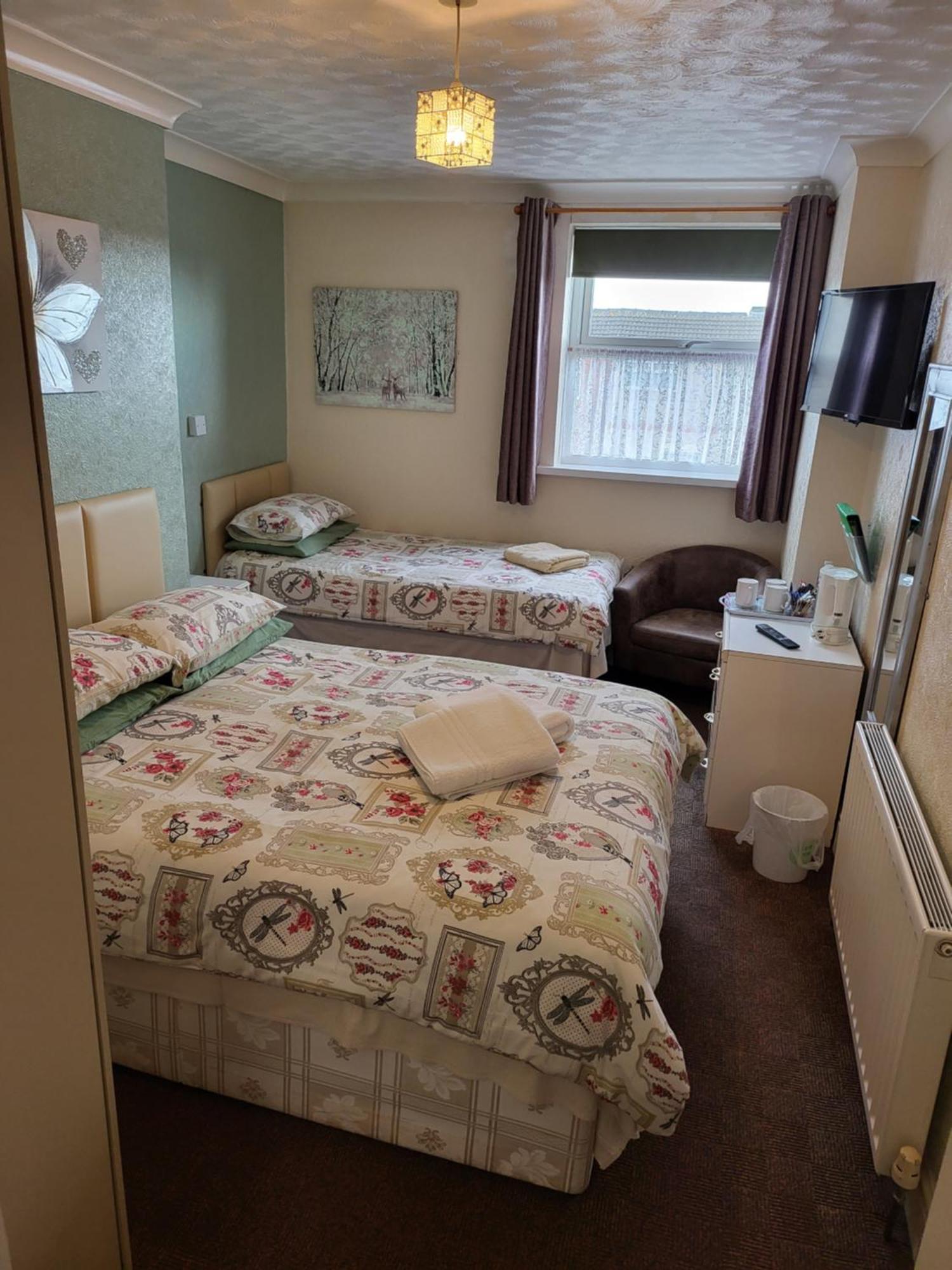 The Arabella Bed & Breakfast Blackpool Exterior photo