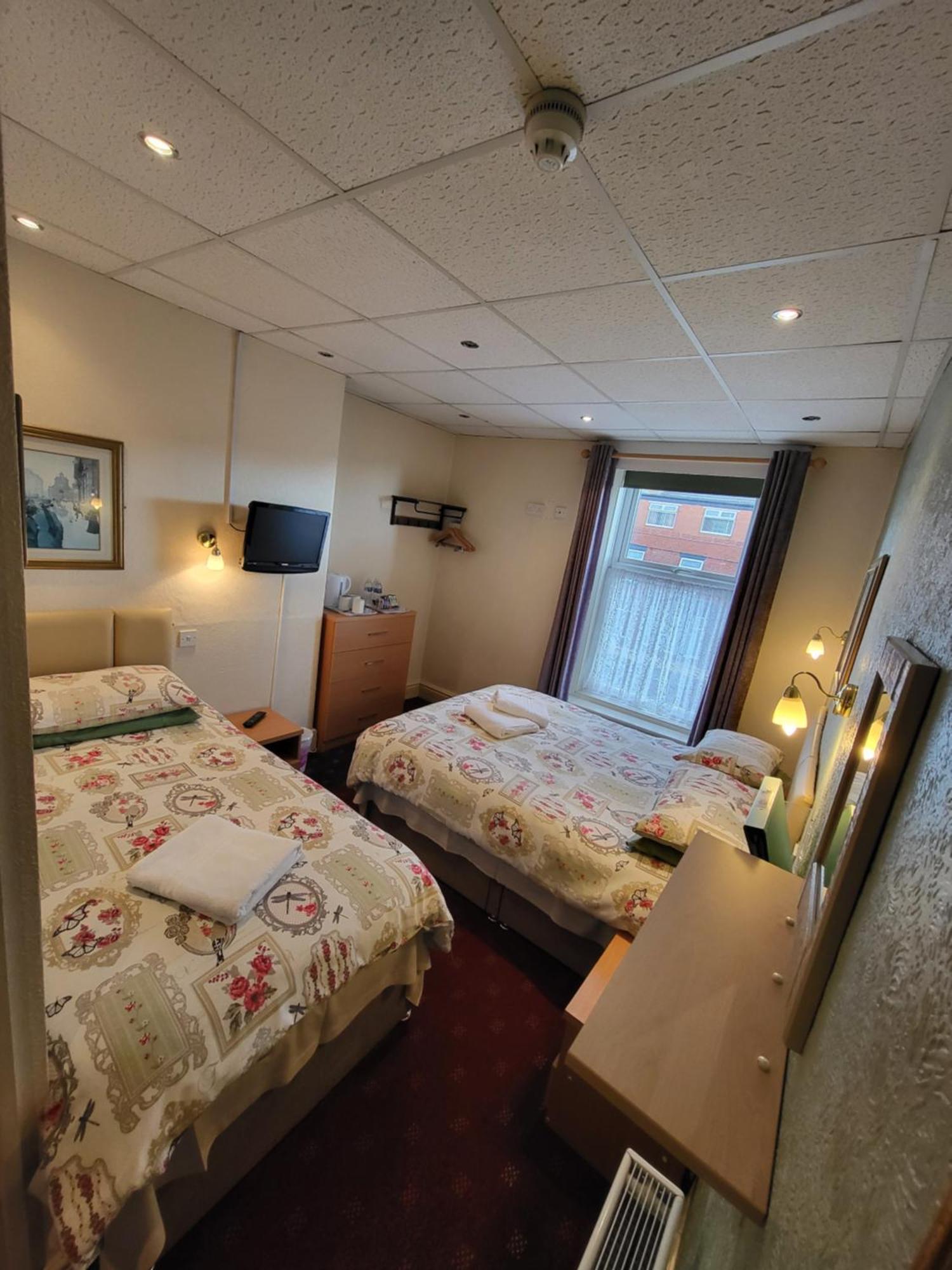 The Arabella Bed & Breakfast Blackpool Exterior photo