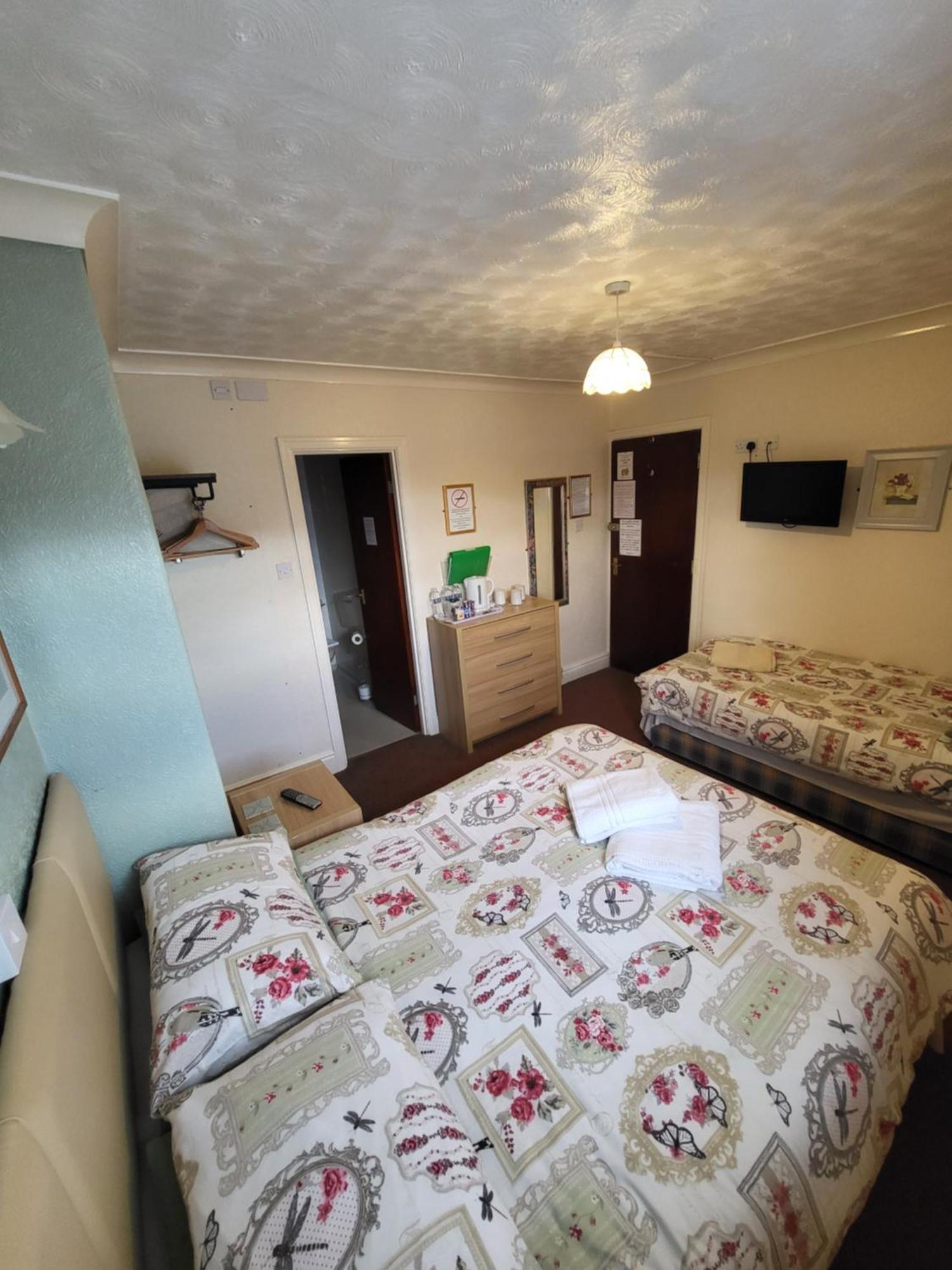 The Arabella Bed & Breakfast Blackpool Exterior photo